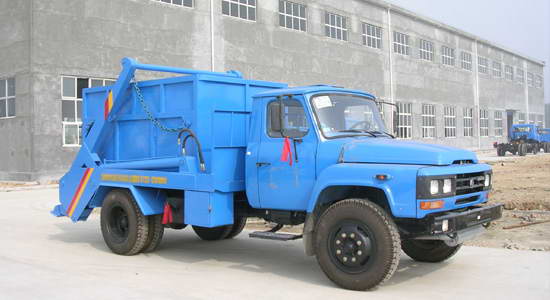 Dongfeng 140 Arm-Type Garbage Truck