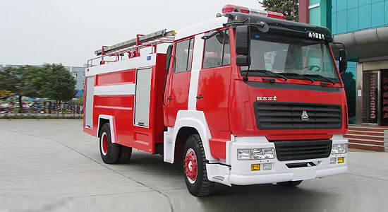 Steyr Single-Axle Foam Fire Truck