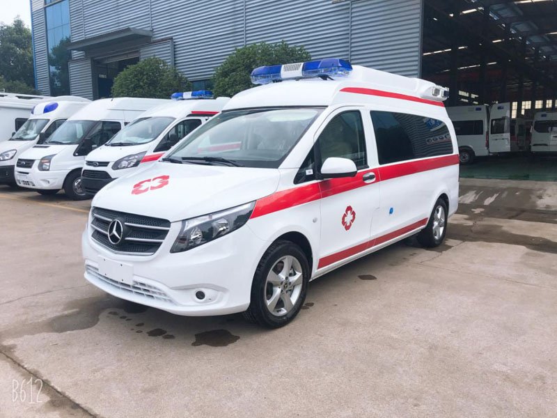 Mercedes-Benz Vito Negative Pressure ICU Ambulance (ABS Interior)