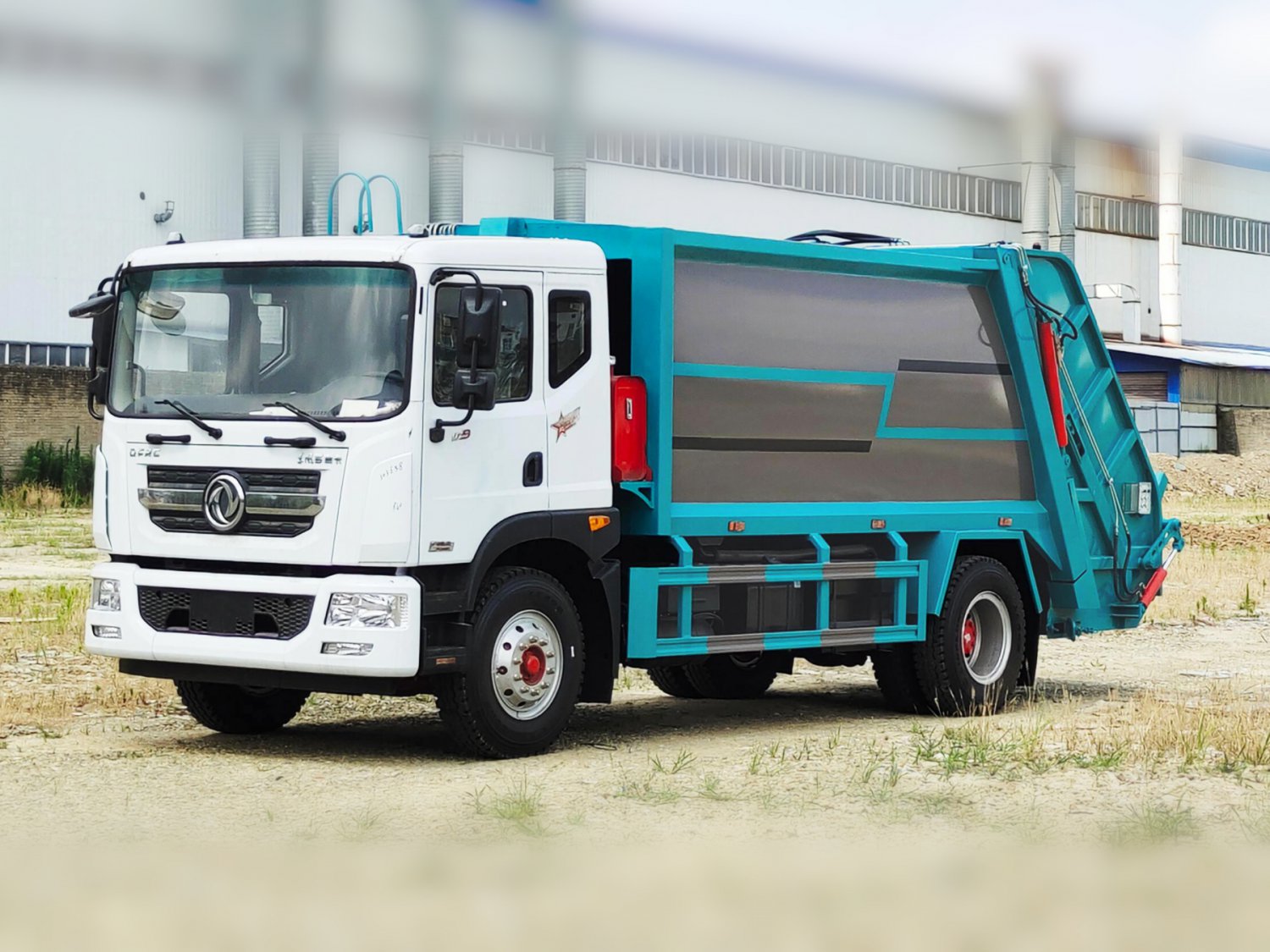 China VI 12-cubic-meter Dongfeng D9 Compression Garbage Truck