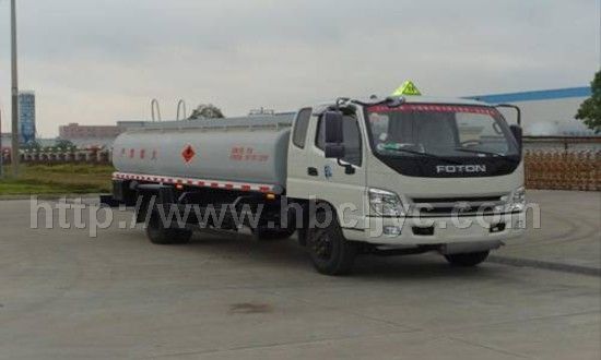 Foton Aoling 4700 mm Wheelbase Fuel Tank Truck