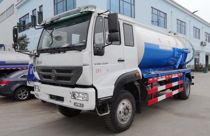 Sinotruk Steyr Vacuum Suction Sewage Truck