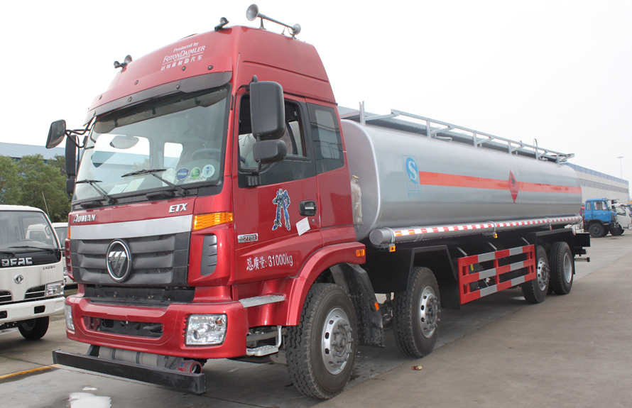 Foton Auman 4&times;6 Fuel Tank Truck