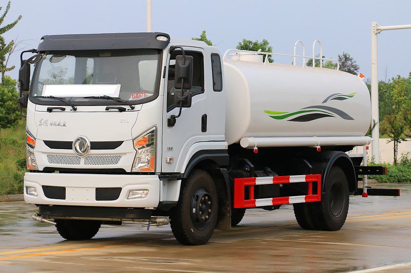 China VI Dongfeng Special Chassis DIL 12-Ton Water Sprinkler Truck