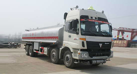 Foton Auman 4×2 + 4×4 Fuel Tanker