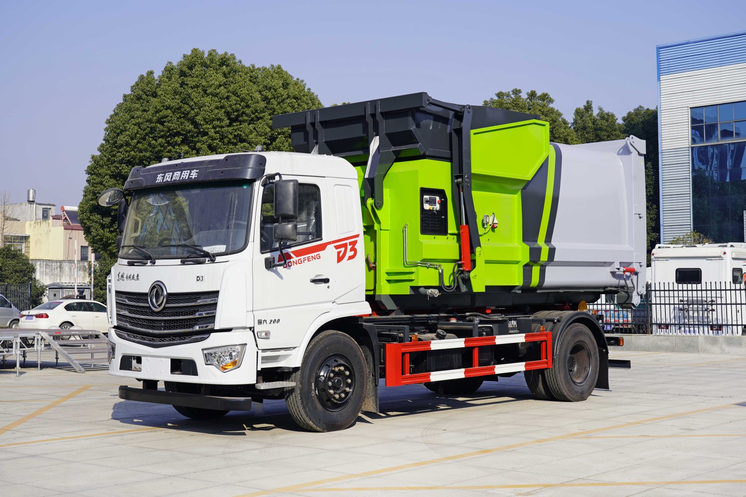 Dongfeng D3 Hook-Lift and Sleeve-Lift Garbage Truck