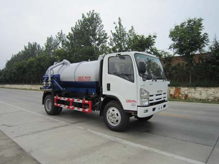 Qingling Isuzu Vacuum Sewage Suction Truck