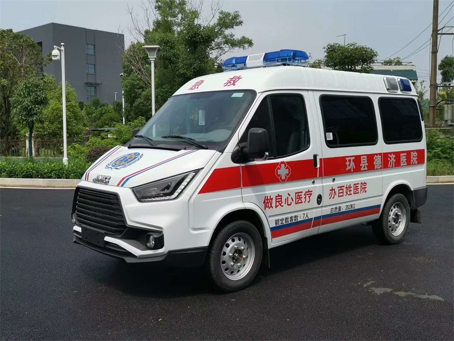Jiangling Teshun Short Wheelbase Ambulance