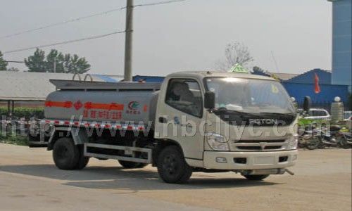 Foton Aoling 3800 mm Wheelbase Fuel Tanker
