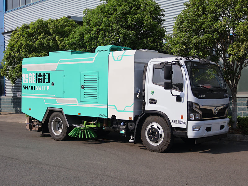 Detailed Comparison of Functions: Street Sweeper, Road Sweeper, Vacuum Sweeper, and Dry/Wet Dual-Use Vehicle | Technical Documentation