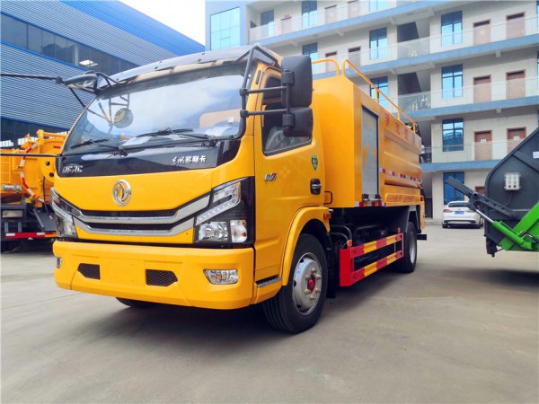 Dongfeng Doda Li Ka 10-Cubic-Meter Cleaning and Sewage Suction Truck