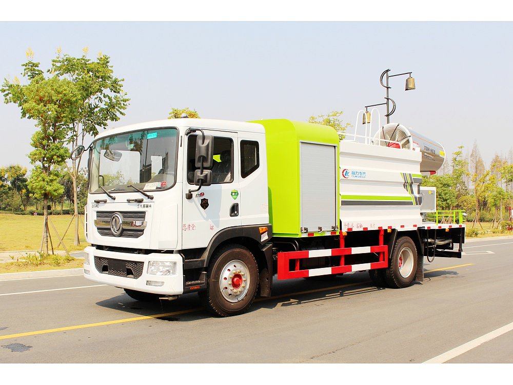 Dongfeng Duolika D9 Fog Cannon Truck (China VI Emission Standard), 10 m³ Capacity / 50–100 m Spray Range
