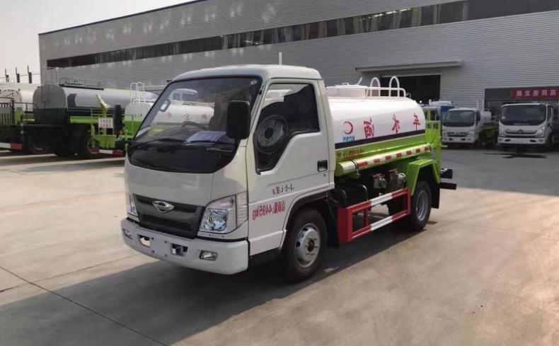 Foton 2.5-cubic-meter Blue-Plated Water Sprinkler Truck