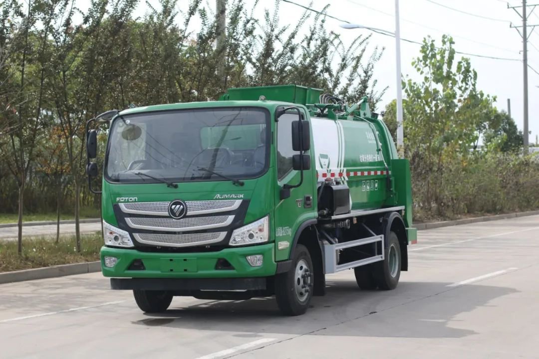 Foton Ouman 4.5-cubic-meter Kitchen Waste Collection Truck