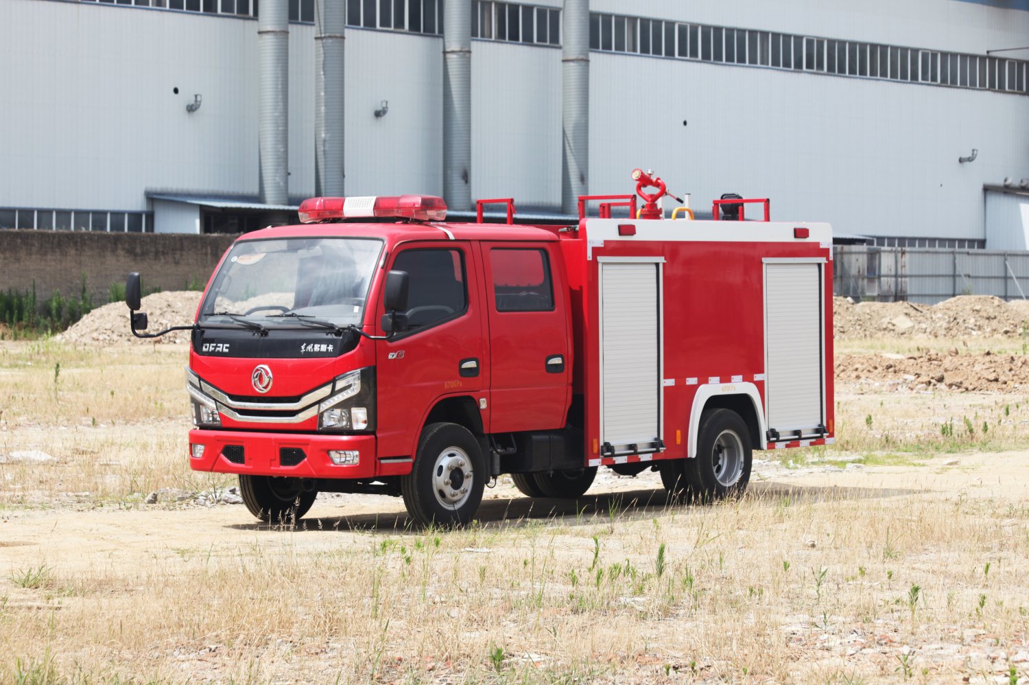 Dongfeng 4-Ton Water Tank Double-Cab Fire Truck