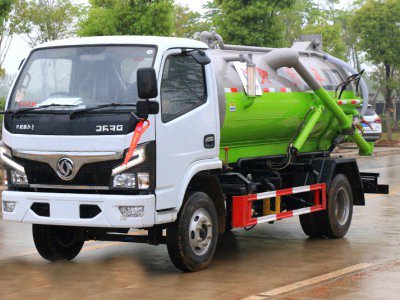 Guo VI Xiaofuruika 5-cubic-meter Vacuum Sewage Suction Truck