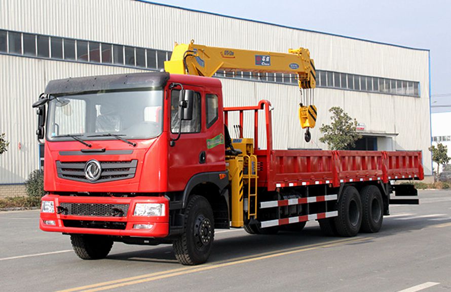 Dongfeng Special Commercial 12-Ton Truck-Mounted Crane