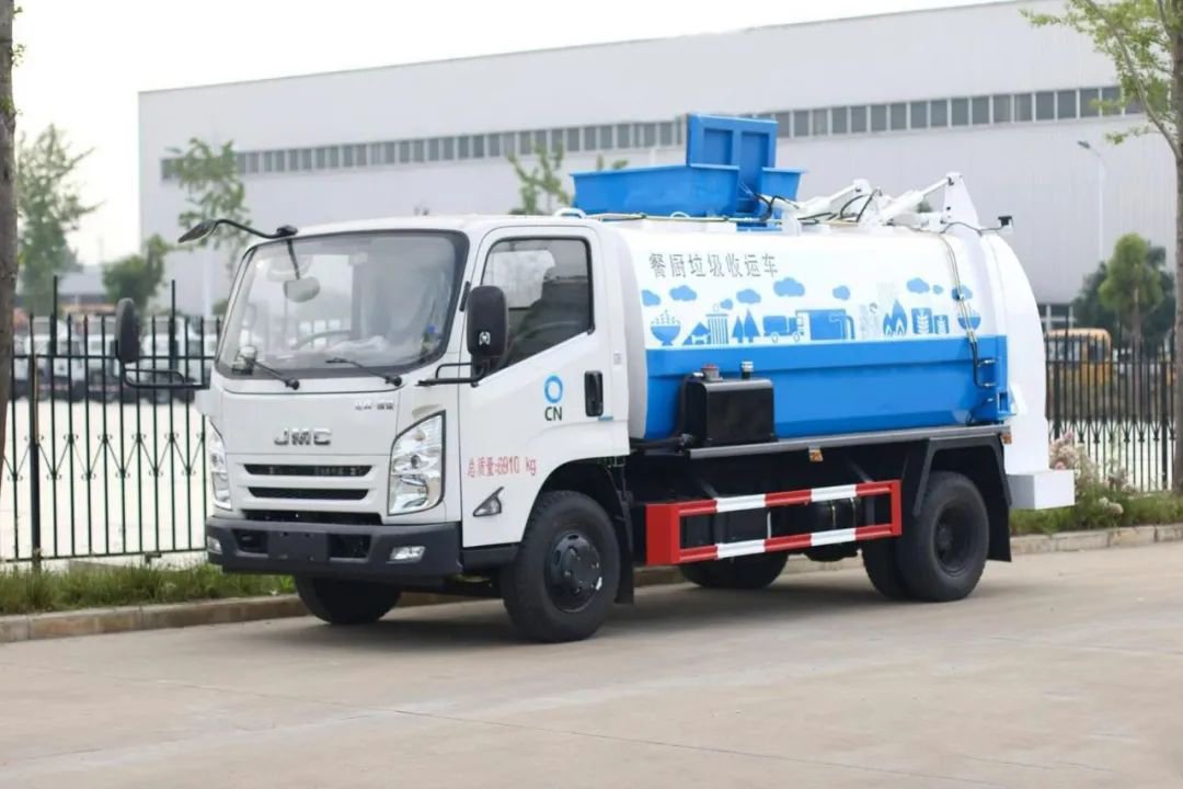 Jiangling Kairui China VI 4.5-cubic-meter Kitchen Waste Collection Truck