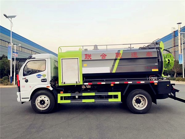 Dongfeng Dotorika 7-and-3 High-Pressure Cleaning and Sewage Suction Truck