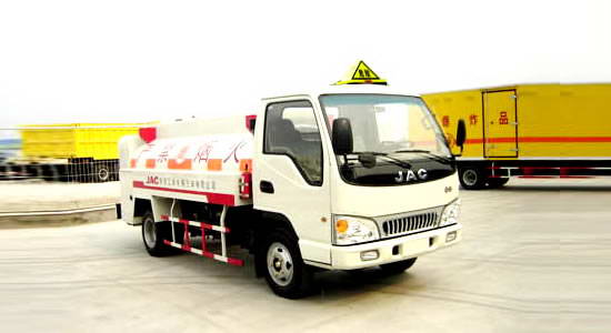 JAC Small Oil Tank Truck