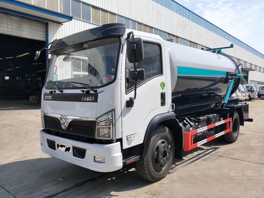 China VI 8-cubic-meter Dongfeng D7 Vacuum Sewage Suction Truck