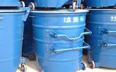 Iron-mounted bucket
