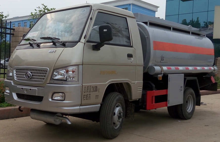 Foton 2-Ton Fuel Tanker