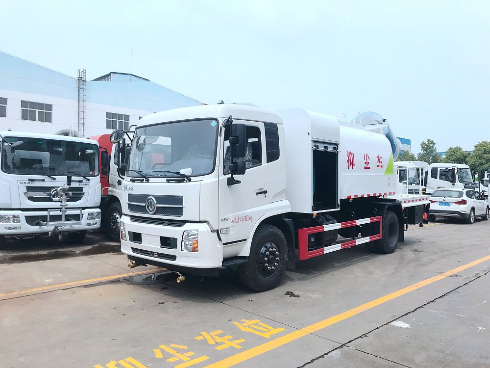 Dongfeng Tianjin Dust Suppression Vehicle (China VI Emission Standard), 10-cubic-meter Capacity / 50–100-meter Fog Cannon