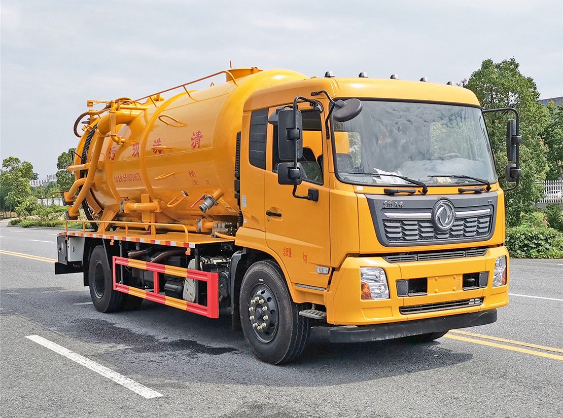 Dongfeng Tianjin 15-cubic-meter High-Pressure Cleaning and Sewage Suction Truck (Integrated Tank Design)