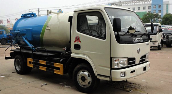 Dongfeng Furika Specialized Sewage Suction Truck for Rural Biogas Digesters