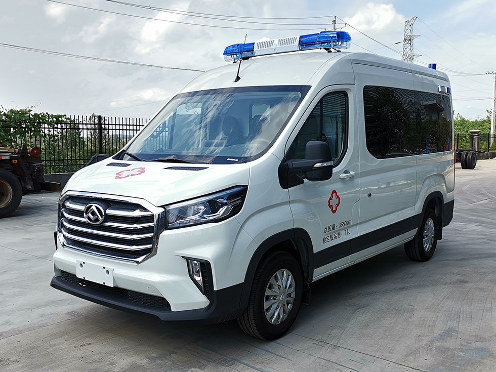 Maxus V90 Negative-Pressure ICU Ambulance