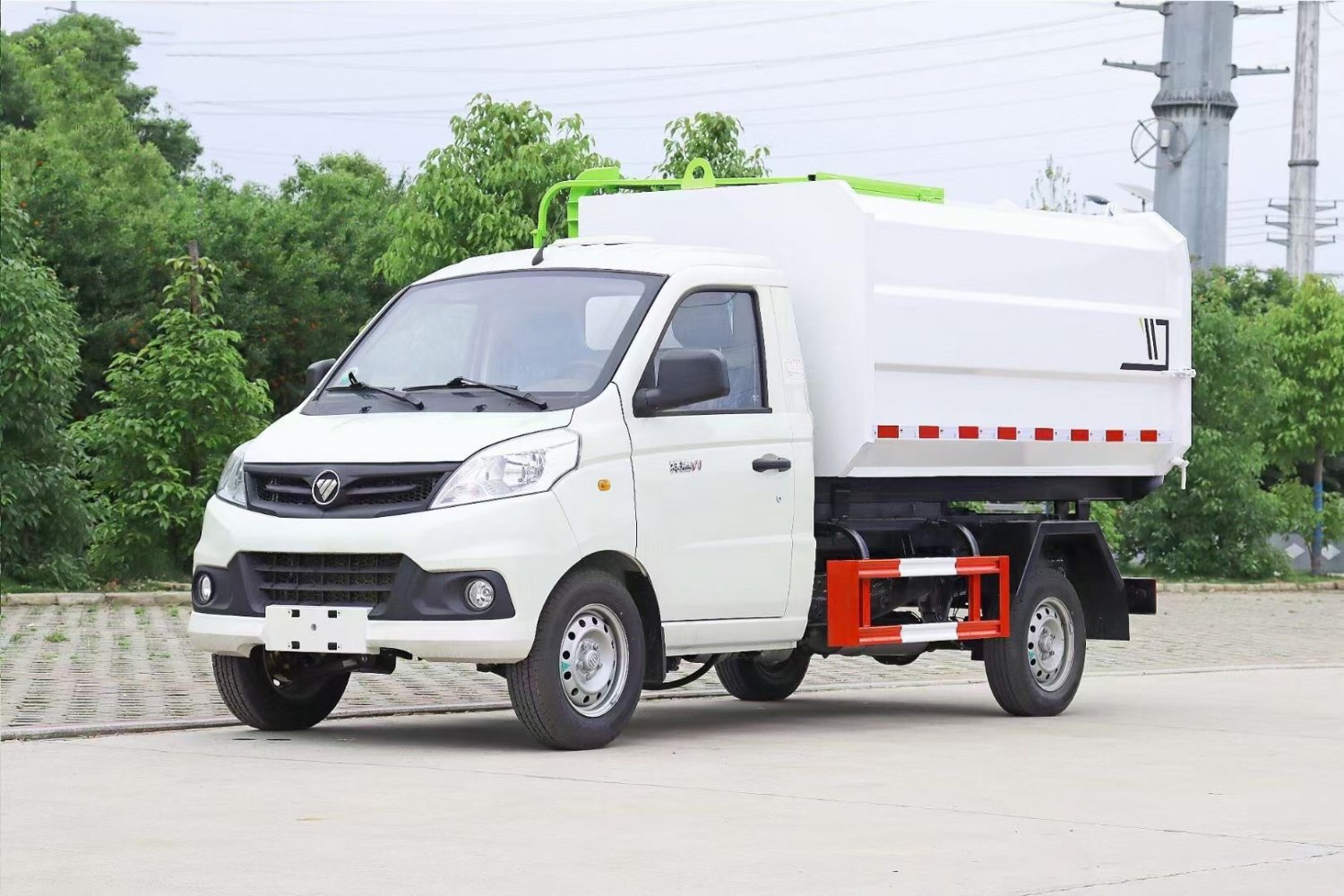 China VI Foton Xiangling 4-Cubic-Meter Blue-Plate Hook-Lift Garbage Truck