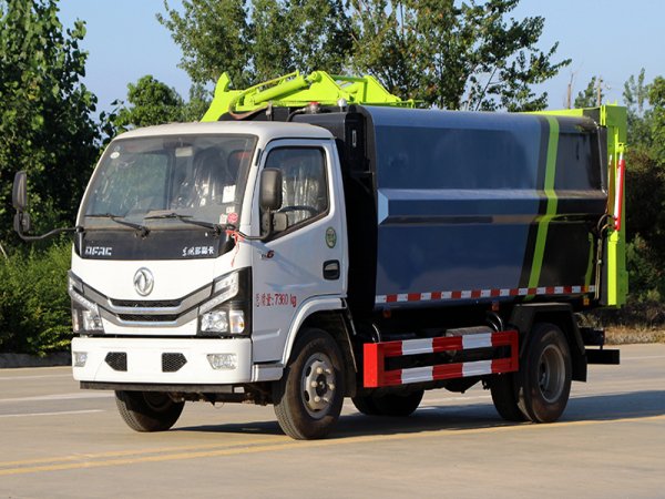 Guo VI Xiaoduolika 4.5-cubic-meter Kitchen Waste Collection Truck