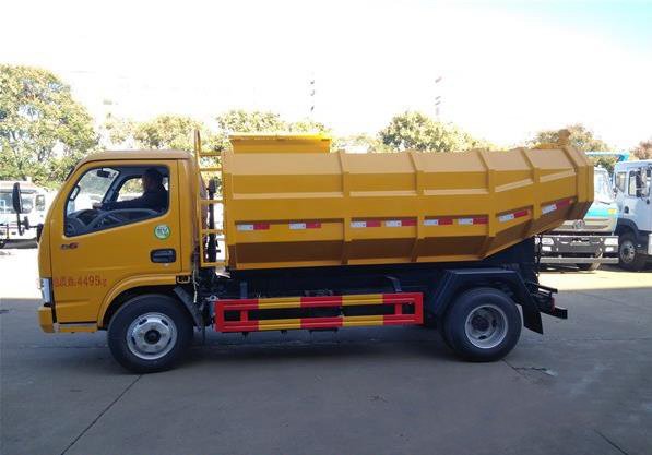 Dongfeng D6 Blue-Plate Sludge Tipper Truck, 3 Cubic Meters
