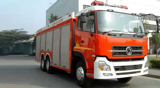 Dongfeng Tianlong 15-Ton Water Tank Fire Truck