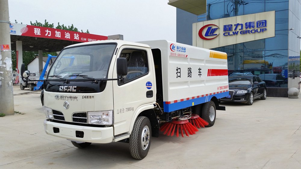 Dongfeng Furui Street Sweeper (Unregistered, 1.5 m³ Water Tank, 4 m³ Dust Bin)