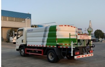 Sinotruk Blue-Plate Water Sprinkler Truck, 7 m&sup3;