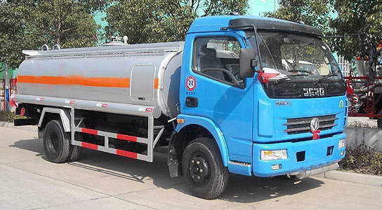 Dongfeng Dolika Oil Tank Truck