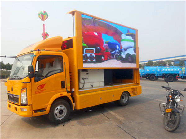 Sinotruk LED Advertising Truck
