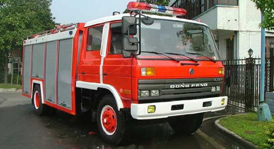Dongfeng 145 Foam Fire Truck