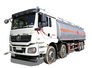 Shaanxi 8X4 Diesel Fuel Tanker Truck for Sale