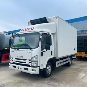 Used Isuzu Vegetable Transport Truck Milk Transport Refrigerated Truck