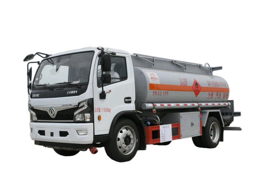 Dongfeng Light Fuel Oil Truck Tanker/6000 Liters Fuel Tank Truck