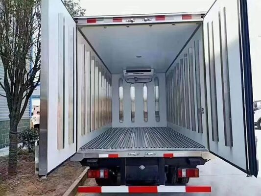 Milk Preservation Truck , Vegetable Refrigerated Truck Factory Direct Supply