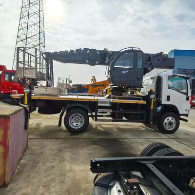 4x4 ISUZU 33m Aerial Platform Truck  For Elevated Work