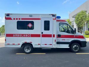 4X2 4WD Ambulance Car Medical Truck with Automatic Boarding Stretcher and Slide Rail Infusion Rack